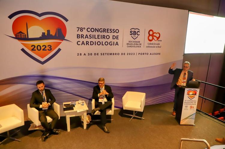 O que o cardiologista clínico precisa saber sobre amiloidose cardíaca